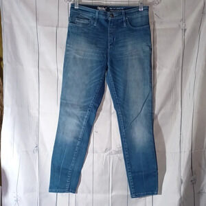 Mossimo High Rise crop Jegging